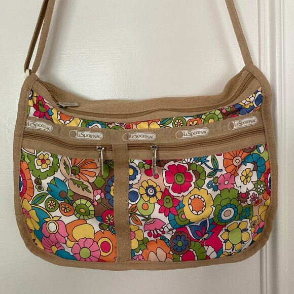LeSportsac Deluxe Everyday Bag - Picture 1 of 15